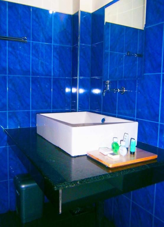 The Hotel Paradise カトゥナカヤ エクステリア 写真