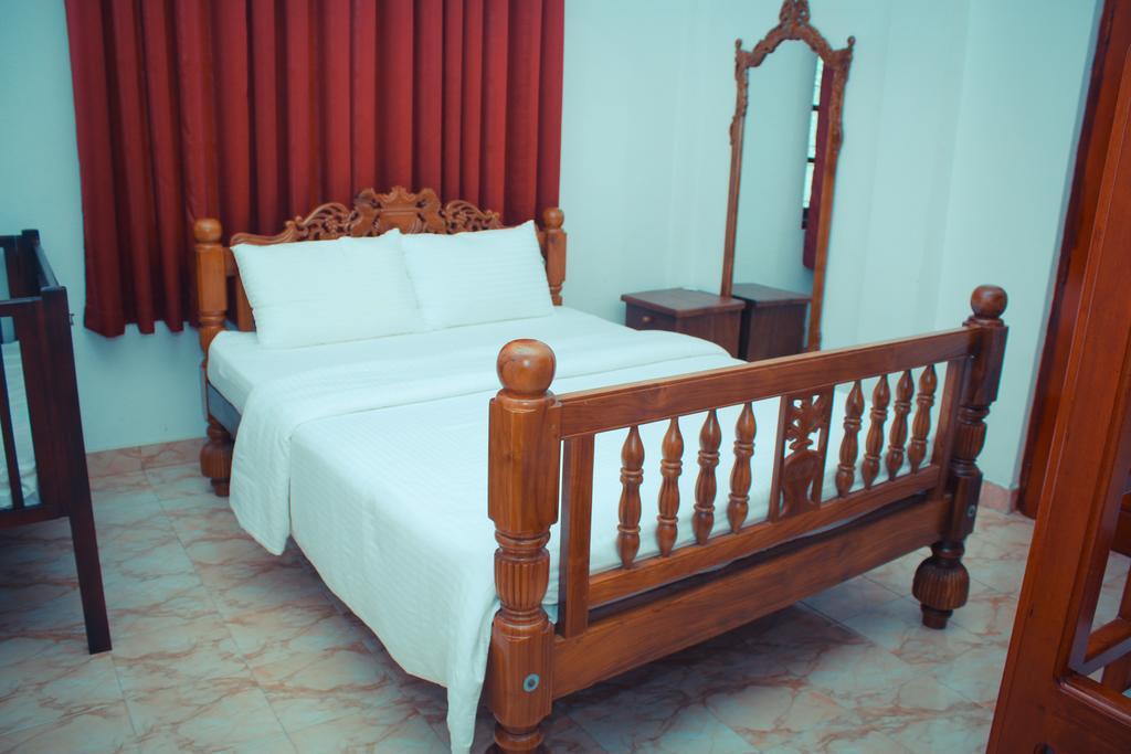 The Hotel Paradise カトゥナカヤ エクステリア 写真
